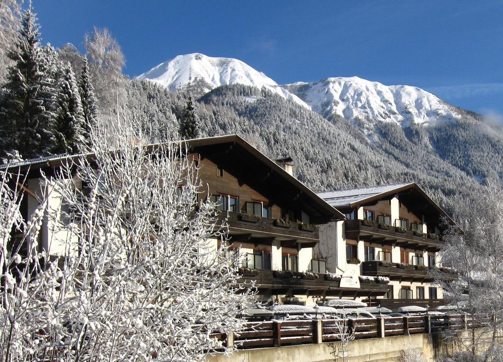 Ferienland Stubai Aparthotel Фулпмес Екстериор снимка