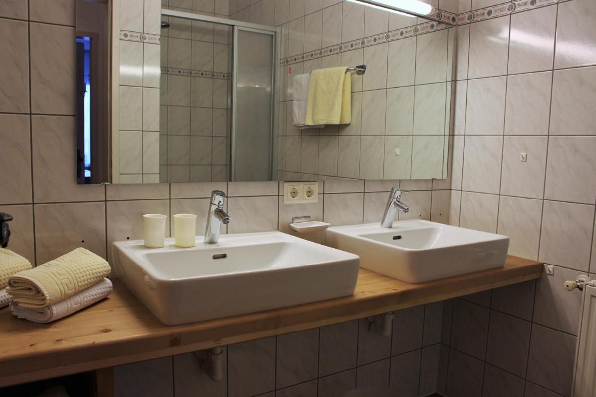 Ferienland Stubai Aparthotel Фулпмес Екстериор снимка